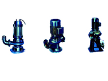 QW(WQ)型无堵塞潜水排污泵QW(WQ)型无堵塞潜水排污泵
QW(WQ)型无堵塞潜水排污泵是在引进国外先进技术的基础上，结合国内水泵的使用特点而研制成功的新一代泵类产品，具有节能效果显著、防缠绕、无堵塞、自动安装和自动控制等特点。在排送固体颗粒和长纤维垃圾方面，具有独特效果。 该系列泵采用独特叶轮结构和新型机械密封，能有效地输送含有固体物和长纤维。叶轮与传统叶轮相比，该泵叶轮采用单流道或双流道形式，它类似于一截面大小相同的弯管，具有非常好的过流性，配以合理的蜗室，使得该泵具有效率高、叶轮经动静平衡试验，使泵在运行中无振动。
一、产品概述:
QW（WQ）型无堵塞潜水排污泵是在引进国外先进技术的基础上，结合国内水泵的使用特点而研制成功的新一代泵类产品，具有节能效果显著、防缠绕、无堵塞、自动安装和自动控制等特点。在排送固体颗粒和长纤维垃圾方面，具有独特效果。
     该系列泵采用独特叶轮结构和新型机械密封，能有效地输送含有固体物和长纤维。叶轮与传统叶轮相比，该泵叶轮采用单流道或双流道形式，它类似于一截面大小相同的弯管，具有非常好的过流性，配以合理的蜗室，使得该泵具有效率高、叶轮经动静平衡试验，使泵在运行中无振动。
二、产品特点:
1．采用独特的单片或双叶片叶轮结构，大大提高了污物通过能力，能有效的通过泵口径的5倍纤维物质与直径为泵口径约50％的固体颗粒。
2．机械密封采用新型硬质耐腐的钛化钨材料，可使泵安全连续运行8000小时以上。
3．整体结构紧凑、体积小、噪声小、节能效果显著，检修方便，无需建泵房，潜入水中即可工作，大大减少工程造价。
4．该泵密封油室内设置有高精度抗干扰漏水检测传感器，定子绕组内预埋了热敏元件，对水泵电机自动保护。 5．可根据用户需要配备全自动控制柜，对泵的漏水、漏电过载及超温等进行自动保护，提高了产品的安全性与可靠性
6．浮球开关可以根据所需液位变化，自动控制泵的起动与停止，不需专人看管，使用极为方便。     7．QW（WQ）系列可根据用户需要配备双导轨自动耦合安装系统，它给安装、维修带来更大方便，人可不必为此而进入污水坑。
8．能够在全扬程内使用，而保证电机不会过载。
9．有两种不同的安装方式，固定式自动耦合安装系统、移动式自由安装系统。
三、主要用途:
适用于化工、石油、制药、采矿、造纸工业、水泥厂、炼钢厂、电厂、煤加工工业，以及城市污水处理厂排水系统、市政工程、建筑工地等行业输送带颗粒的污水、污物，也司用于抽送清水及带腐蚀性介质。
 